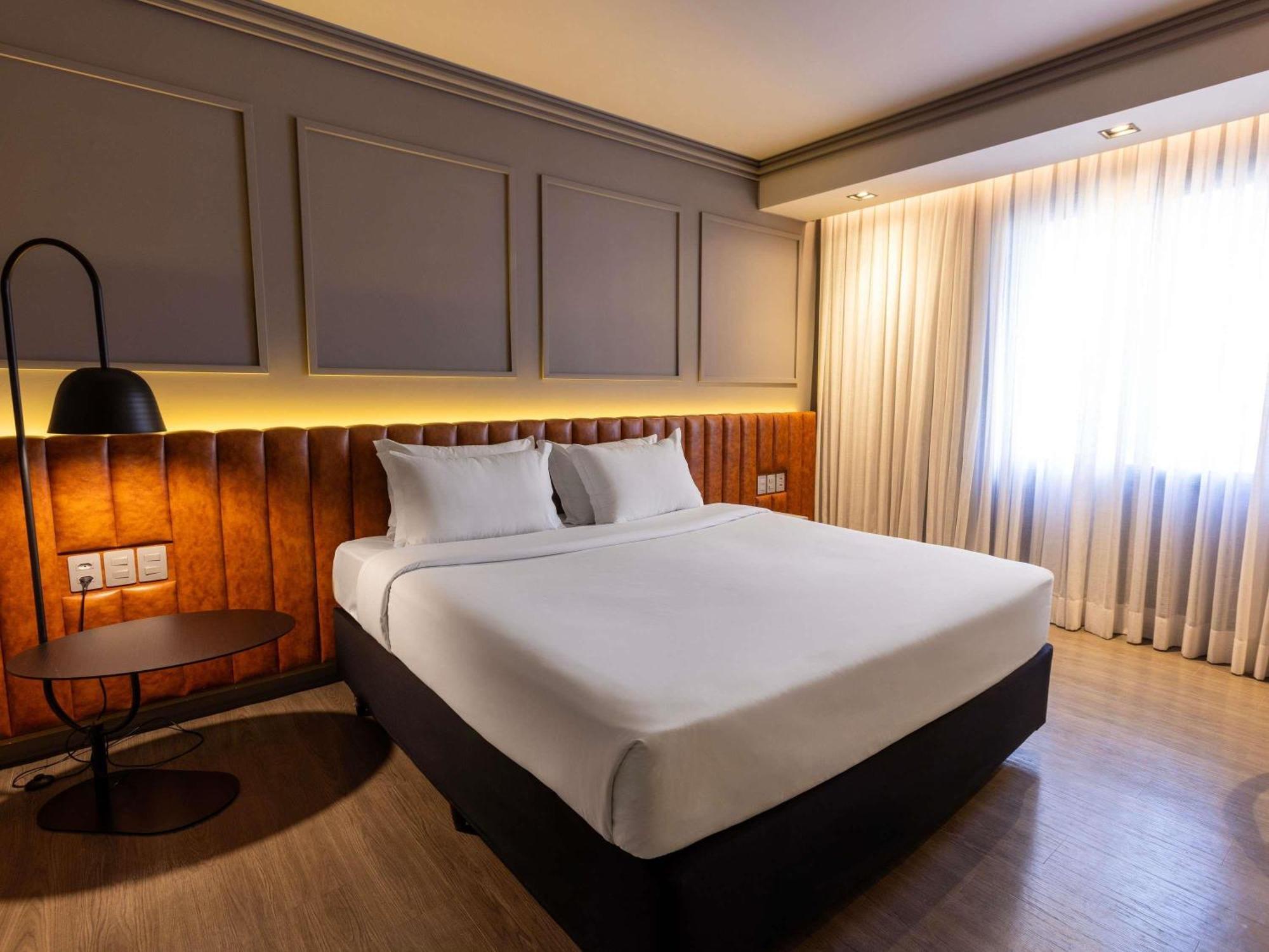 Quarto premium de luxo com cama queen-size